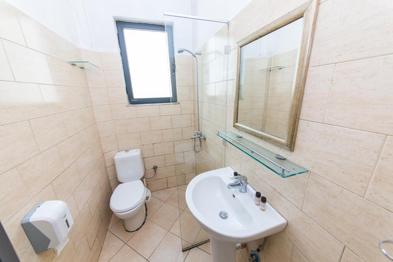 Expert Hotel Golem (Tirana) Quarto foto